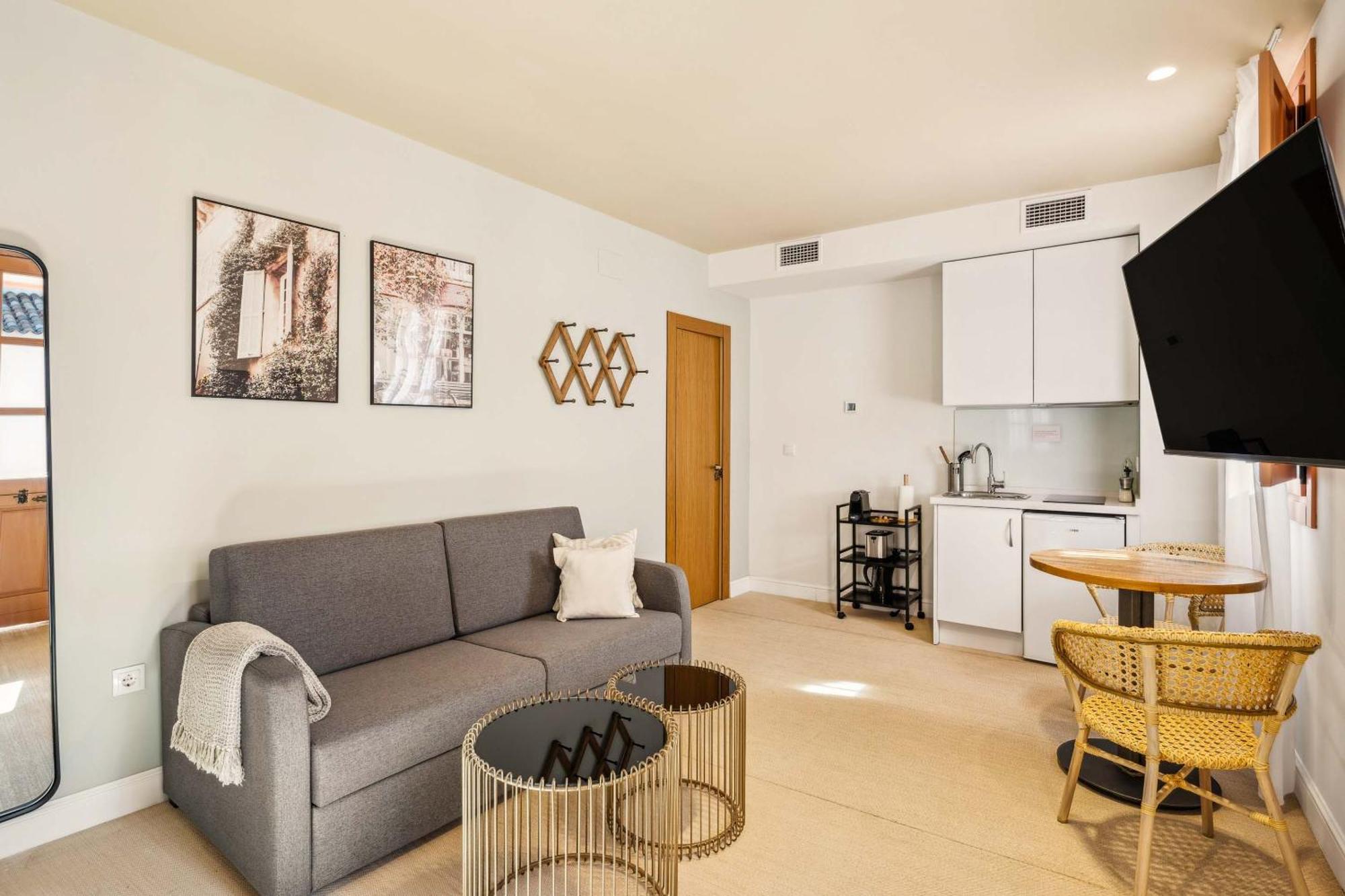 Limehome Cordoba Calle Pozanco Ngoại thất bức ảnh